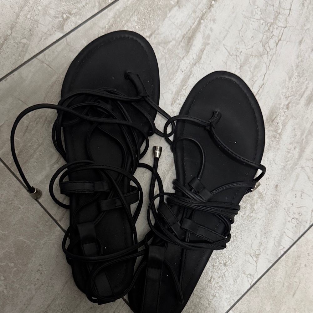 Fashion Nova Black Lace-Up Gladiator Sandals